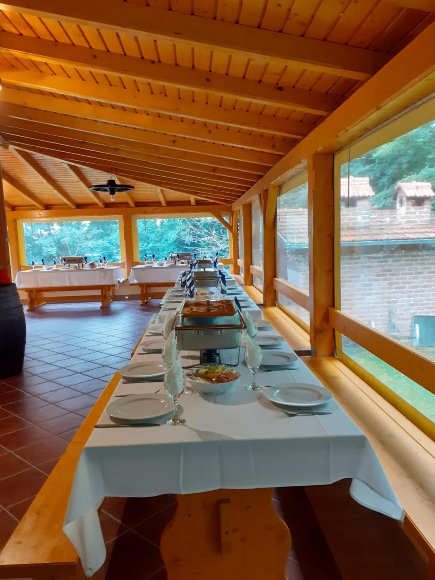 Villa Ruralna Kuca Za Odmor Golub Skaricevo Esterno foto